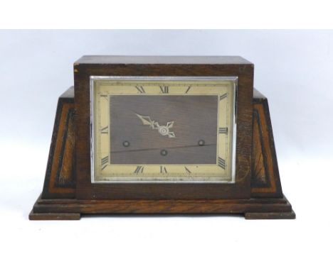 Art Deco mantle clock, 38 x 22cm 
