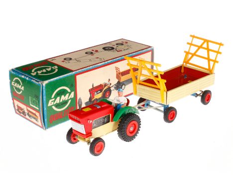 Gama Traktor mit Anhänger 786, Blech/Kunststoff, Uhrwerk intakt, Alterungsspuren, Gesamtlänge 28,5, im leicht besch. OK, sons