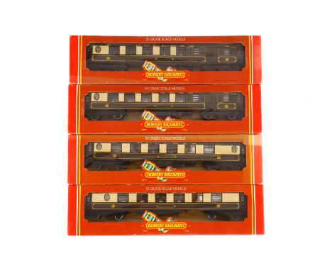 4 Hornby Wagen 2x R 223 und 2x 233, Spur H0, Alterungsspuren, je im OK, Z 2