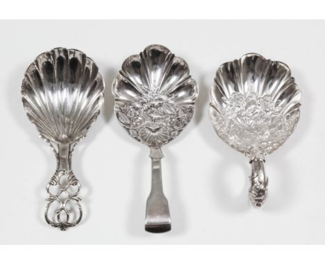 A George III silver caddy spoon with shell pattern spoon and pierced and engraved handle by George Smith, London 1784 (incuse