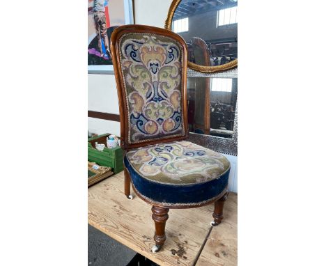  Sale Item:    MAHOGANY FRAMED CHAIR (AF)   Vat Status:   No Vat   Buyers Premium:  This lot is subject to a Buyers Premium o