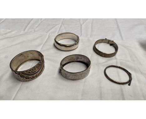  Sale Item:    5 SILVER BANGLES (AF)   Vat Status:   No Vat   Buyers Premium:  This lot is subject to a Buyers Premium of 17.