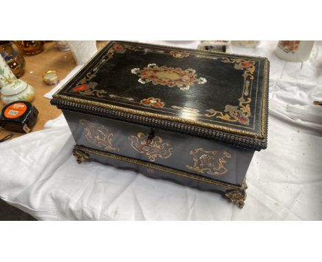  Sale Item:    BRASS INLAID BOX (AF)   Vat Status:   No Vat   Buyers Premium:  This lot is subject to a Buyers Premium of 17.