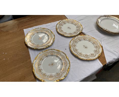  Sale Item:    4 COALPORT PLATES- KINGS PLATE   Vat Status:   No Vat   Buyers Premium:  This lot is subject to a Buyers Premi