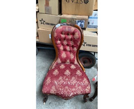  Sale Item:    VICTORIAN MAHOGANY LADIES CHAIR   Vat Status:   No Vat   Buyers Premium:  This lot is subject to a Buyers Prem