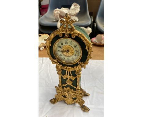  Sale Item:    MANTLE CLOCK, THE BRITISH UNITED CLOCK COMPANY (AF)  Vat Status:   No Vat   Buyers Premium:  This lot is subje
