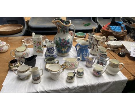  Sale Item:    BOX MISC JUGS (AF)   Vat Status:   No Vat   Buyers Premium:  This lot is subject to a Buyers Premium of 17.5% 