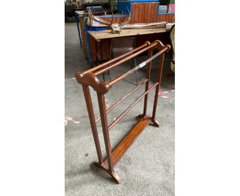  Sale Item:    CLOTHES RAIL (AF)   Vat Status:   No Vat   Buyers Premium:  This lot is subject to a Buyers Premium of 17.5% +