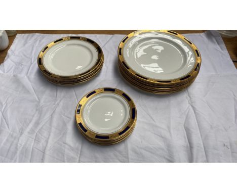  Sale Item:    18 PCE AYNSLEY EMPRESS COBALT PLATES (AF)  Vat Status:   No Vat   Buyers Premium:  This lot is subject to a Bu