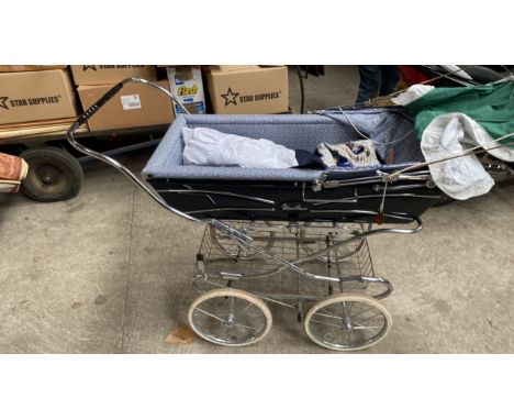  Sale Item:    SILVER CROSS PRAM &amp; ACCESSORIES   Vat Status:   No Vat   Buyers Premium:  This lot is subject to a Buyers 