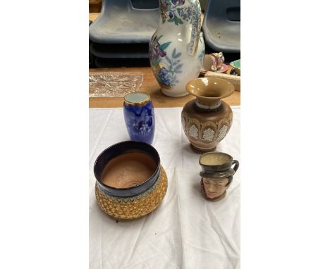  Sale Item:    4 PCS ROYAL DOULTON WARE   Vat Status:   No Vat   Buyers Premium:  This lot is subject to a Buyers Premium of 