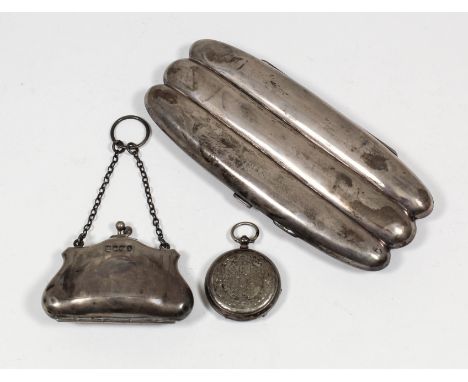 An Edward VII plain silver triple cigar case, 6.75ins x 3ins, by A. & J. Zimmerman Ltd, Birmingham 1909 (weight 5ozs), a smal