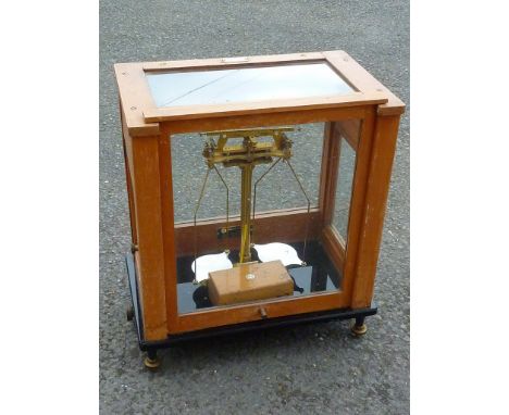 PAUL HARRIS BIRMINGHAM CASED SET OF SCALES MODEL CB3