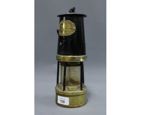 Davis No2 Miners Safety Lamp, 27cm excluding handle 