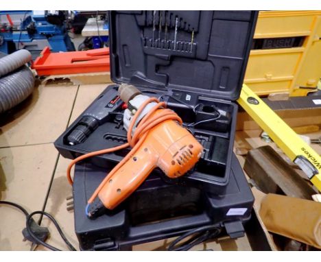 Mixed power tools, including a Black &amp; Decker power drill. All electrical items in this lot have been PAT tested for safe