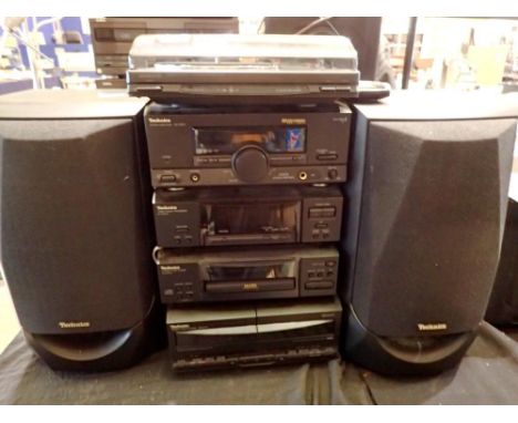 Technics SE-CH570 midi stereo Hifi, with a Kenwood turntable. All electrical items in this lot have been PAT tested for safet
