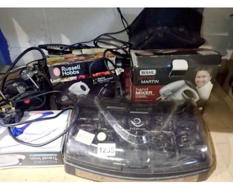 Mixed electrical items. All electrical items in this lot have been PAT tested for safety and have passed. This does not confi