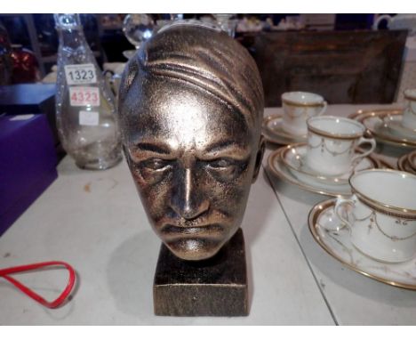 Bronzed cast iron Adolf Hitler bust, H: 18 cm. UK P&amp;P Group 2 (£20+VAT for the first lot and £4+VAT for subsequent lots) 