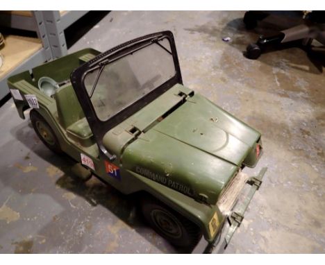 MARX Command Patrol Army Jeep #51 with accessories. UK P&amp;P Group 3 (£30+VAT for the first lot and £8+VAT for subsequent l