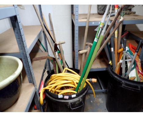 Bin of garden tools, bin is not include in this lot. Not available for in-house P&amp;P 