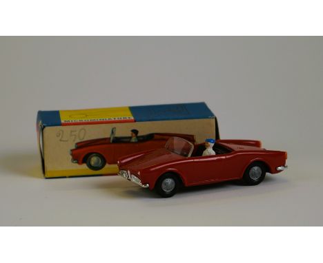 POLITOYS - MADE IN ITALY Alfa Romeo Giulietta Spider #27  60s  - Scale 1:41 Original packaging. Good condition.