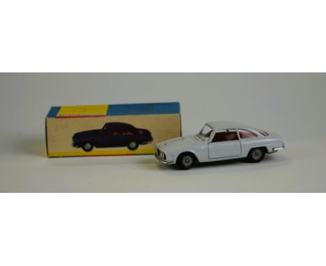 POLITOYS - MADE IN ITALY Alfa Romeo 2006 #73  60s  - Scale 1:41 Original packaging. Good condition.
