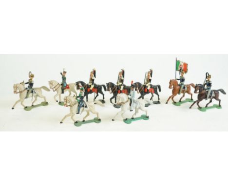 ANTONINI - MADE IN ITALY Soldiers on horseback, Italian Army and Corazzieri 80s/90s - Made of lead. Good condition. 1.97 in. 