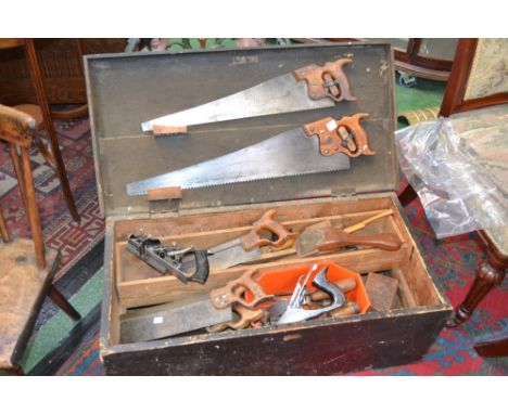 Cabinet makers tools - A pine carpenters chest of tools including Stanley No78 plough plane; Stanley Bailey No.4 Disston hand