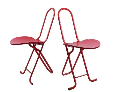 Gastone Rinaldi (1920-2006)2 red lacquered metal folding chairs, design Gastone Rinaldi executed by Theme, model 'Dafne', 1 f