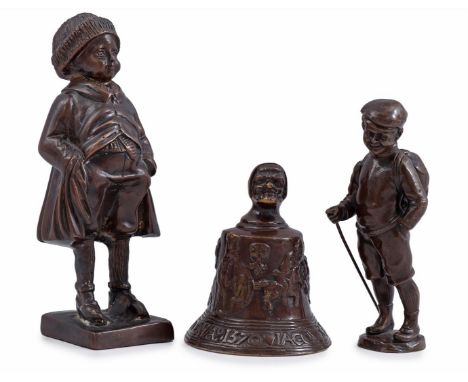 2 bronze statues incl. boy with cap, backpack and walking stick on a movable arm, 13 cm high and bronze bell after an antique