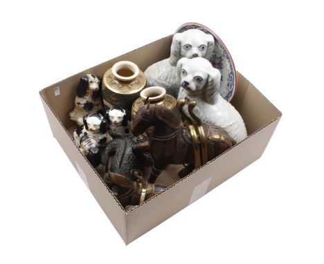 Various box with English window dogs, metal fish, 2 wooden horses, 2 Satsuma vase, Zenith Gouda earthenware saucer spurs