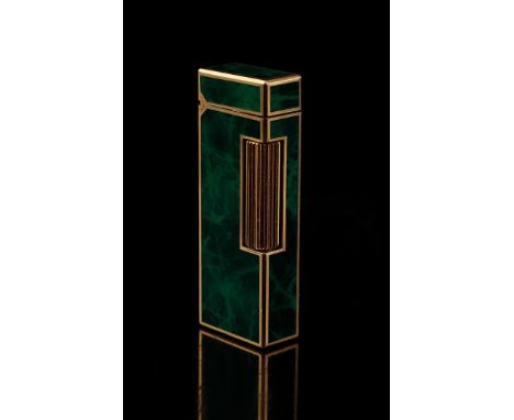 Dunhill brass and green marble lighter, serial number US.RE 24163, Switzerland 2nd half 20th century, 6.5 cm high (continues 