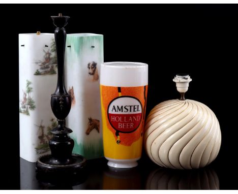 Ceramic table lamp with gold-colored lines, 27 cm high, blackened wooden table lamp, 2 frosted glass ceiling lamps with polyc