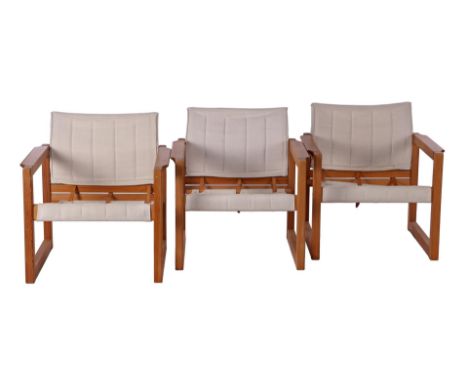 3 spruce wood armchairs with sand-colored linen upholstery, executed by Creafort - J.G. Steenkamer Furniture factory in Gouda