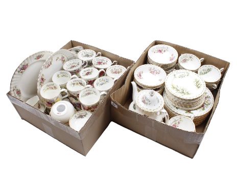 Approx. 115-piece earthenware Royal Albert tableware with Flowers of the month decor, teapot 20 cm high (complete)
