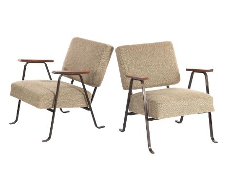 Hein Salomonson (1910-1994)2 armchairs with gray upholstery, teak armrests and blackened metal base, design Hein Salomonson, 