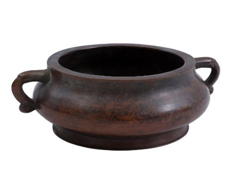 Bronze incense burner, Xuande marked, China 20th century, 21 cm wide
