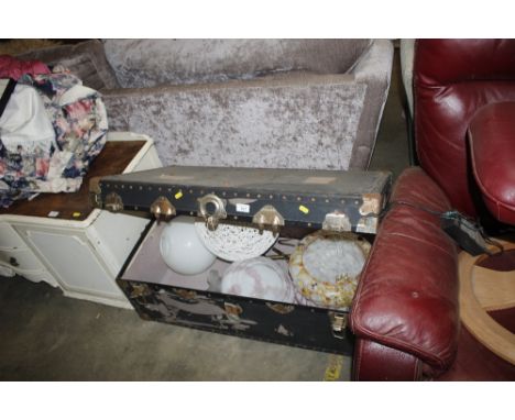 A travelling trunk and contents of various light shades