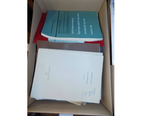 Archaeology. A collection of approximately 250 scholarly articles and offprints from journals on archaeology, circa 1930s-80s