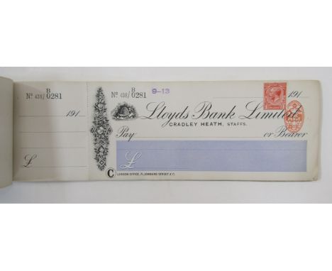 GB stamps: Unusual complete Lloyds cheque book of 1912 with unfranked one penny scarlet postage revenue issue, SG 350, cat £2