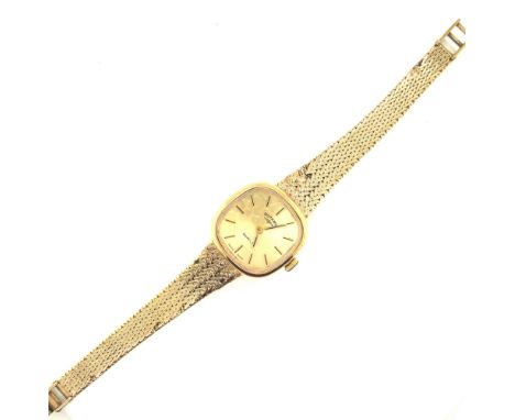 A LADIES 9ct HALLMARKED GOLD ROTARY QUARTZ WATCH ON A MILANESE STYLE BRACELET WITH A LADDER CLASP. LENGTH 17cms. WEIGHT 29.20