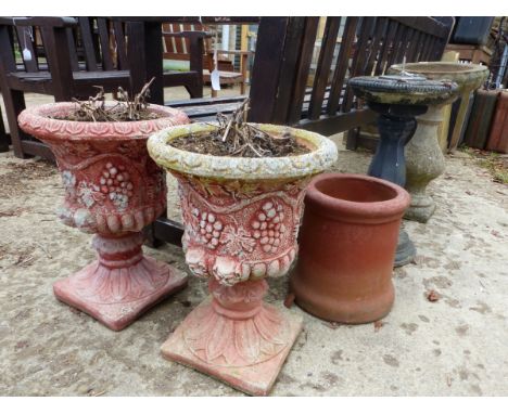 A PAIR OF PAINTED CLASSICAL STYLE COMPOSITE GARDEN URNS TOGETHER WITH A BIRD BATH, SUNDIAL ETC