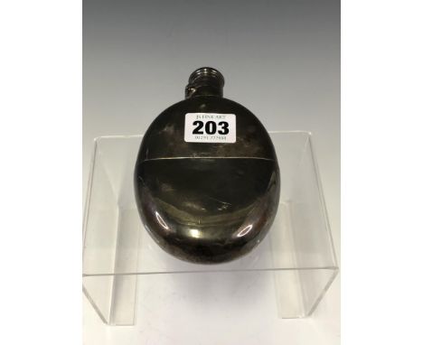 A SILVER FLATTENED OVAL HIP FLASK WITH REMOVABLE CUP, LONDON 1871. WEIGHT 215g