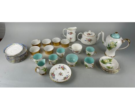 A MIXED COLLECTION OF CHINA TO INCLUDE MINTON, ROYAL ALBERT, ROSLYN AND ROYAL WORCESTER (QTY) 