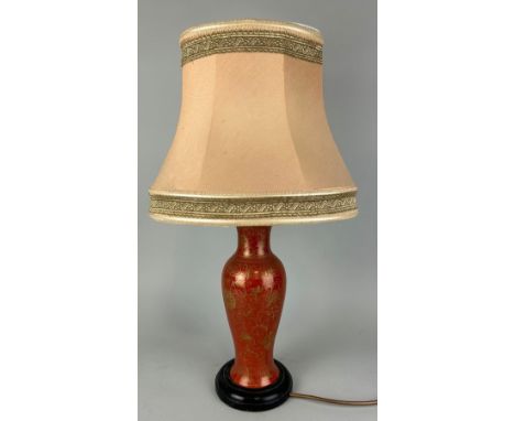 AN EARLY 20TH CENTURY RED AND GILT CHINESE VASE ADAPTED FOR A LAMP, 39cm HWith shade 63cm. 