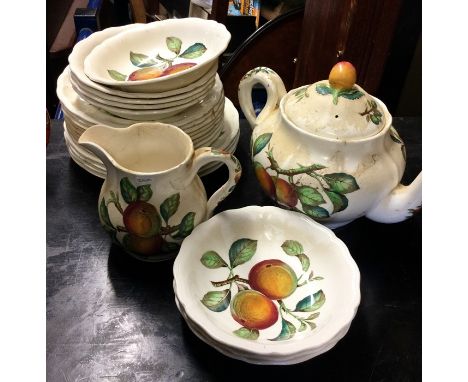 A Copeland Spode part tea service. Est. £15 - £20.