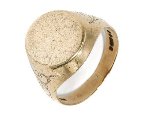 A 9ct yellow gold gent's signet ring, size U1/2, total gross weight approx 7.4g  Wear and tear commensurate with age, shank s