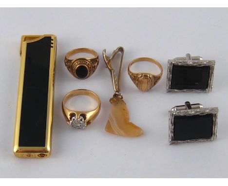 A mixed lot comprising three yellow metal (tests gold) rings, two marked 10k, one set with diamonds, gross weight 18.3 gms, t