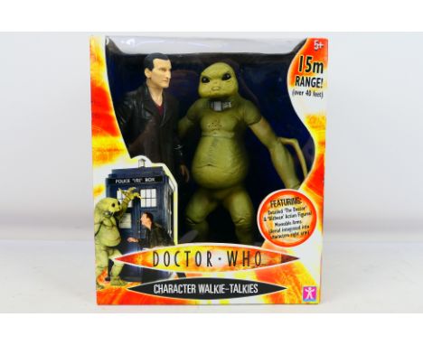 Character Options, Doctor who - A boxed set of Doctor Who Walkie-Talkies which appear to be sealed within their packaging and
