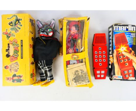 Pelham - Palitoy - A Pelham Red Riding Hood puppet # SL11 and a Wolf puppet # SL21, both show light signs of age and use and 